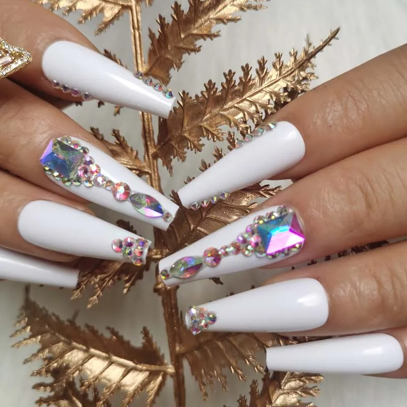 24 stks Nieuwe luxe sieraden doodskist nepnagels Wit druk op nagels kristal diamant militair Verwijderbaar