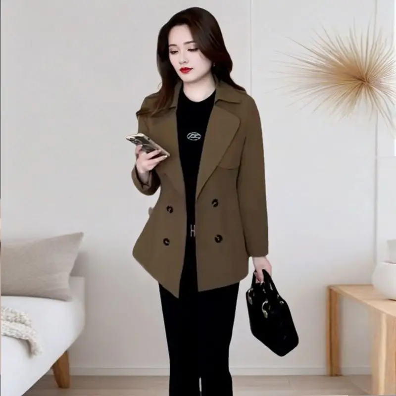 

Trench Femme Long Coat Woman Waistline Buttoning Youthful Age-Reducing Champagne Epaulets Patterned Badge Cord Strapping