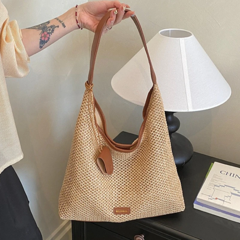 New Fashion Handmade Woven Tote Bag Women Large Capacity Casual Shoulder Bag Retro Straw Purse Fashion Versatile Underarm Bag