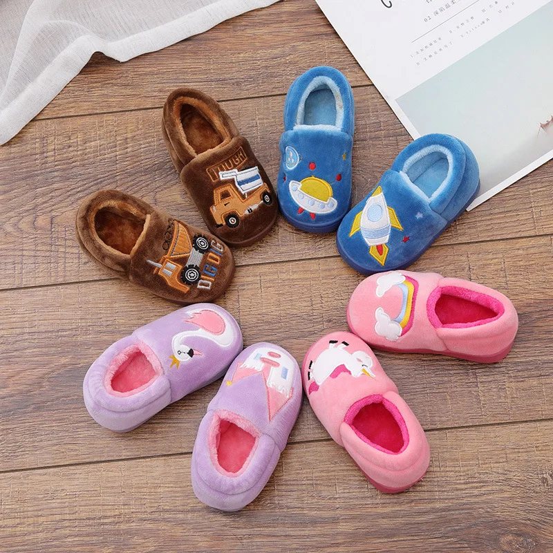 

Winter Children's Warm Shoes with Cartoon Embroidery, Car-patterned Cotton Shoes for Boys and Girls, Home Indoor Shoes