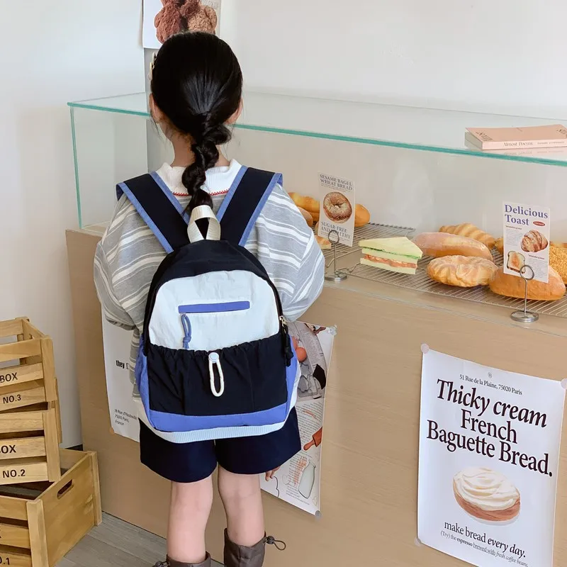 Tas ransel anak laki-laki dan perempuan, resleting tali tarik, warna tabrak, tas sekolah dasar kapasitas besar, tas ransel bulu tangkis anak-anak