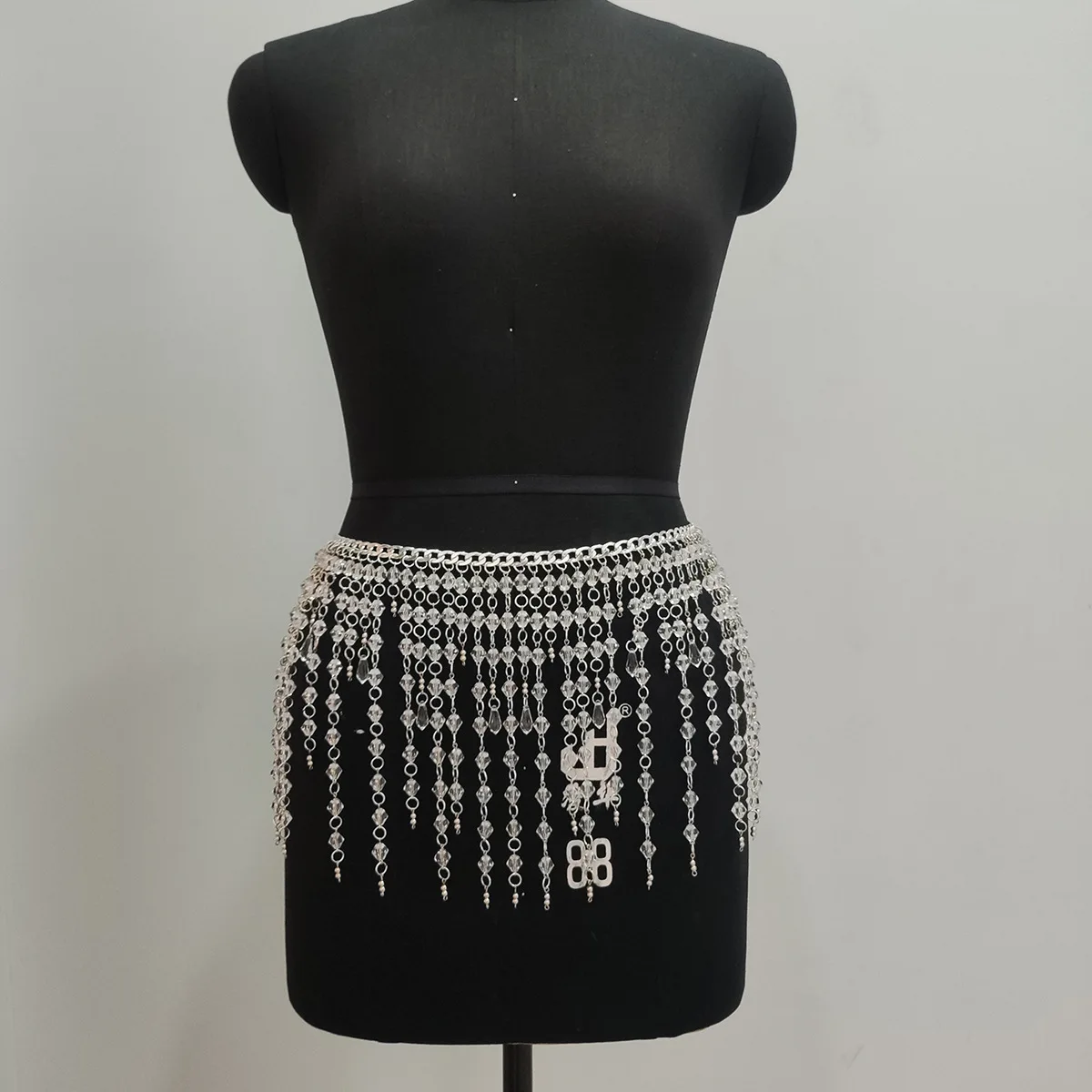 المرأة الجديدة اليدوية فو كريستال الخرز شرابة الجسم سلسلة قطعتين مثير موضة لامعة الصدر سلسلة الخصر سلسلة قطعة واحدة سلسلة