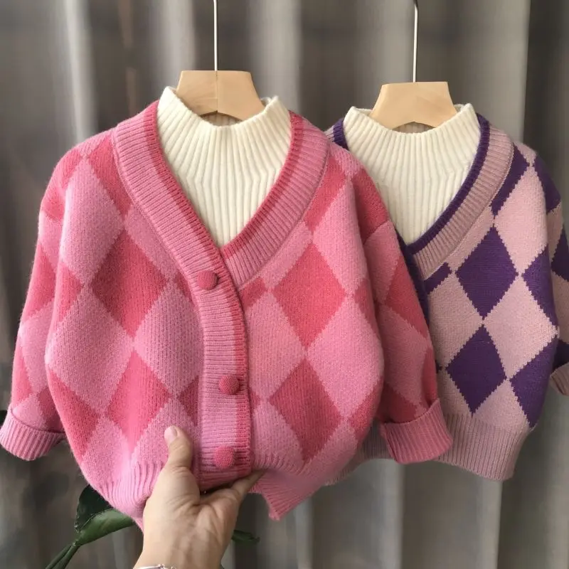 

Girls' Thickened Sweater 2022 Winter New Children's Baby Diamond Fake Two-Piece Knitted Bottoming Shirt