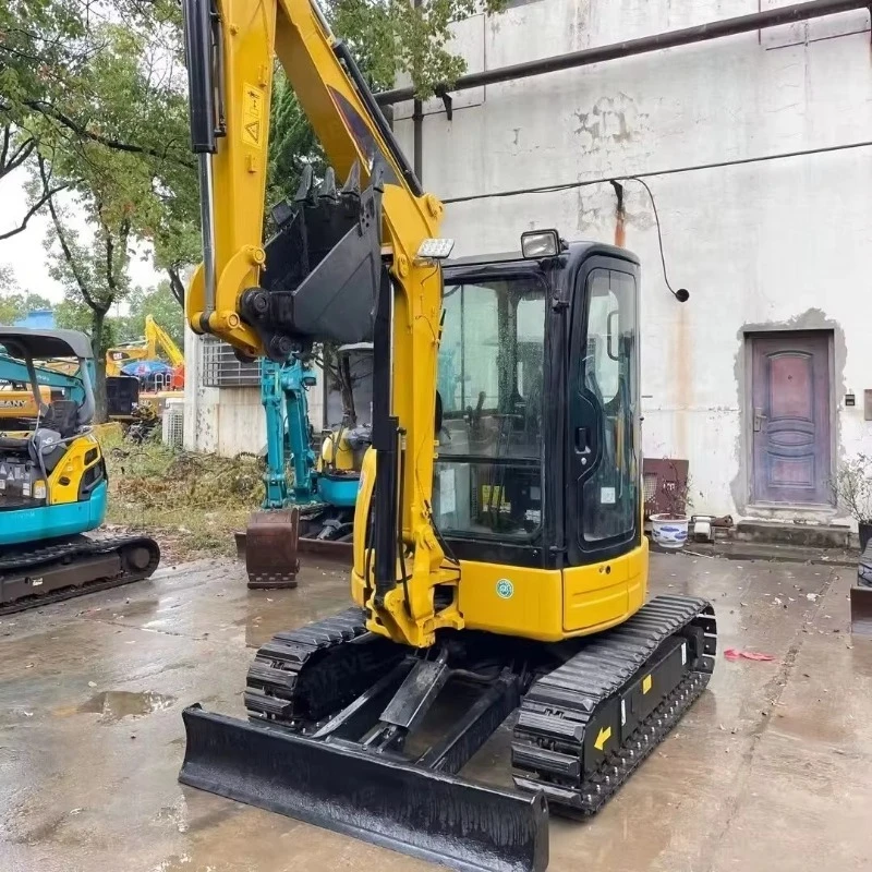 1.8 Ton Mini Digger Water-Cooled Diesel Engine Rubber Track for Farmland Renovation Backyard Landscaping