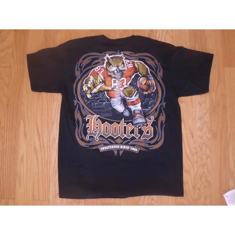 SALE! NEW MENS HOOTERS EAGLE FOOTBALL UNDEFEATED 1983 BLACK T-SHIRT SIZES M,L,XL