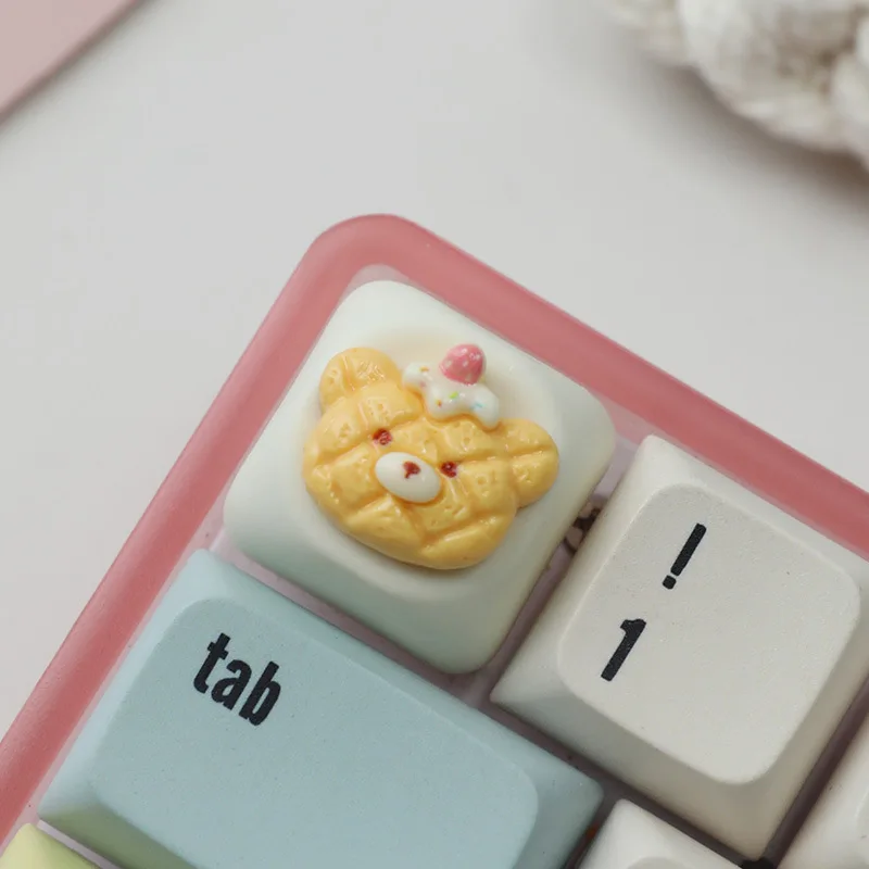 Cute cherry cake mechanical keycap cartoon bear keycap MOA base keyboard cap can be used as blind box