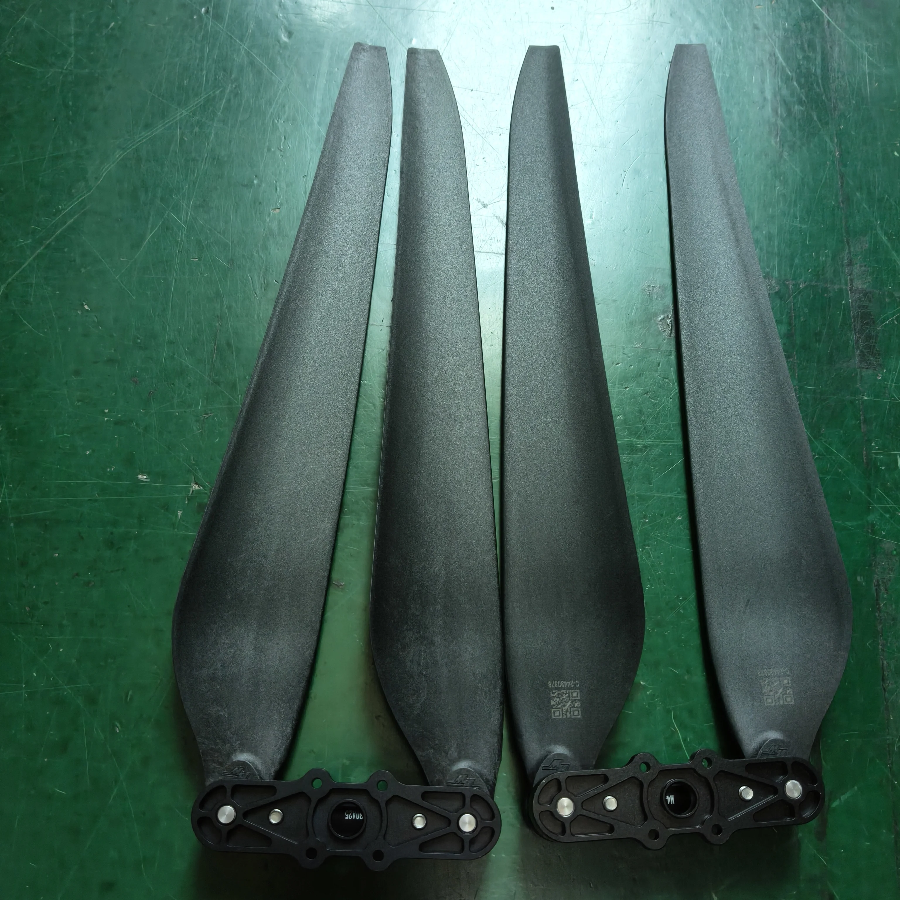 

Hobbywing 3011 CW CCW Propeller Folding Blades For X8 Power System Carbon Drone Propellers For Agricultural Drones UAV
