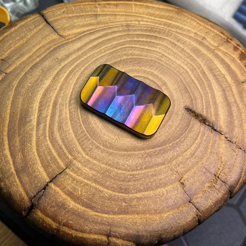 落ち着きのないEDC新製品XP無制限ファンシー磁気メカニカルメタルフィンガーチッププッシュカード減圧デスクトップトイ