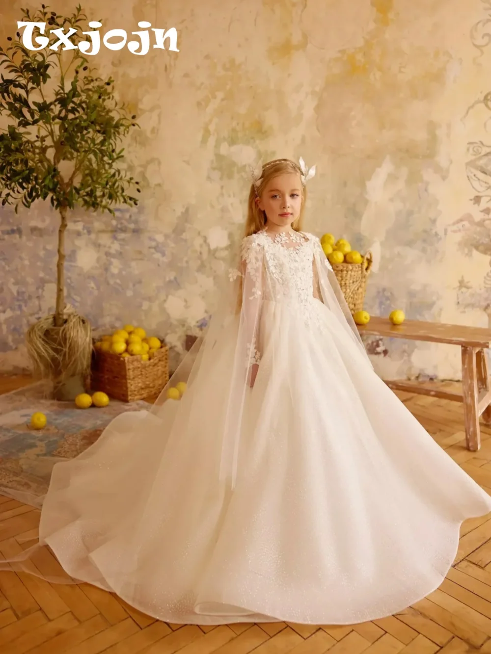 

Новинка: Очаровательное платье принцессы с бисером для девочек на день рождения, элегантное платье с рукавами-накидкой для выступлений