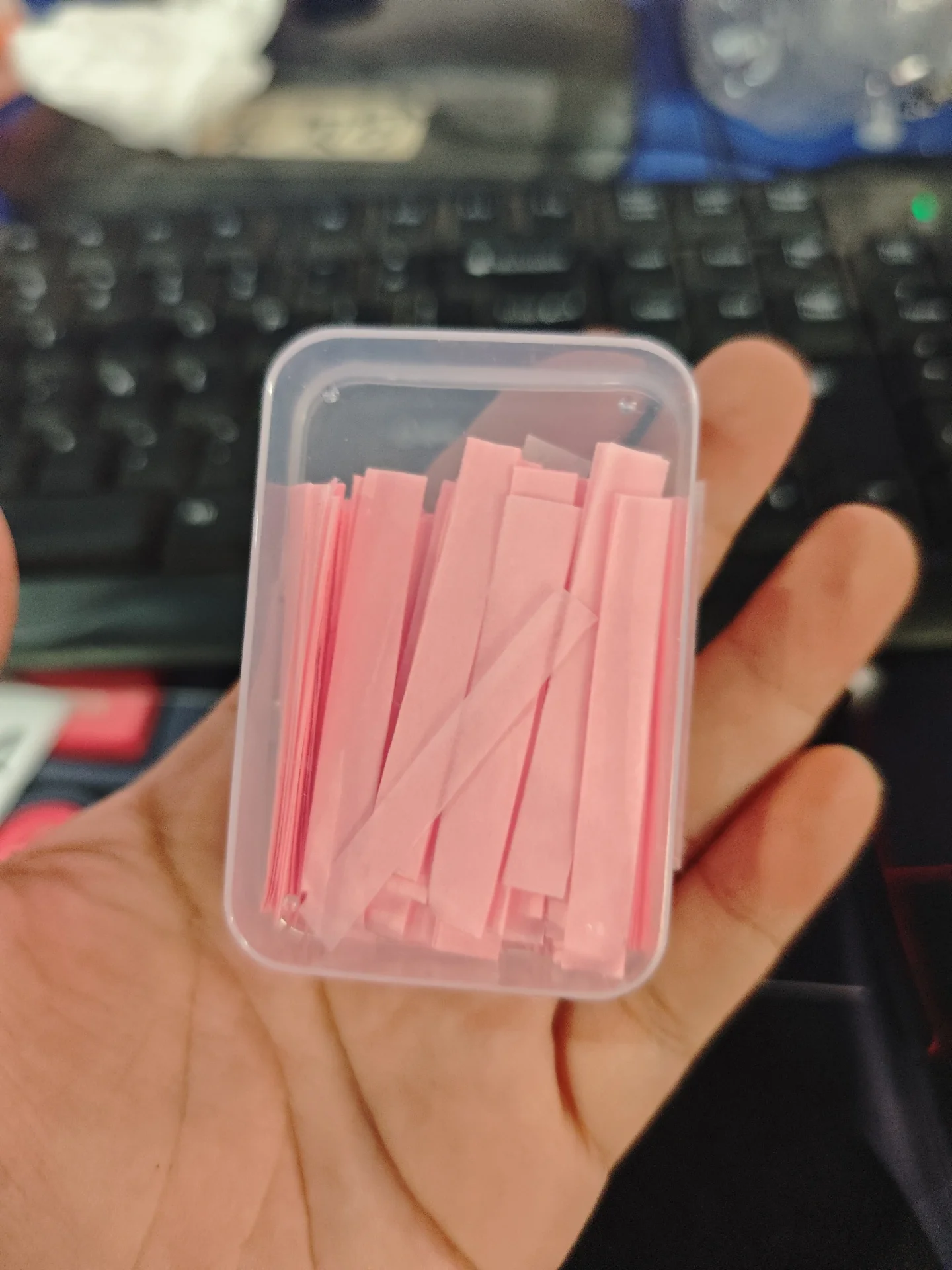 300/500/1000Pcs Eyelash Lifting Film Press Eyelash Pressing Paper Curling Fixing Eyelashes Eyelash Perm Covering Paper Keratin