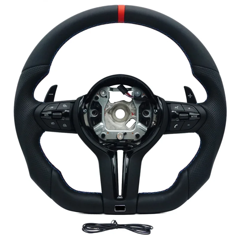 For BMW 5 Series, semi-perforated three-color stitching with red alignment mark and button steering wheel