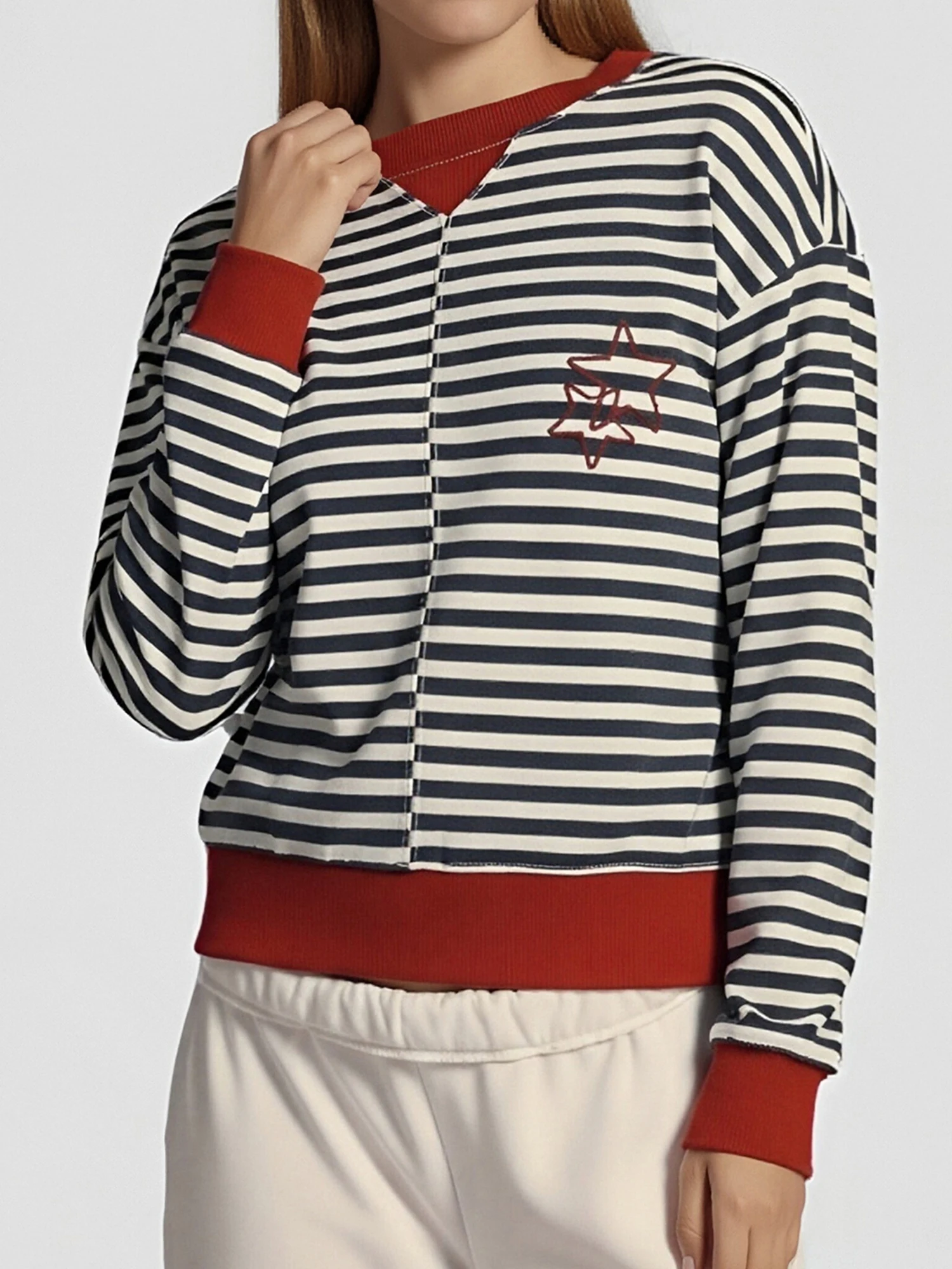 Stilvoller, übergroßer Damenpullover mit schickem geometrischem Aufdruck und gemütlichem Rundhalsausschnitt für trendige Herbstoutfits