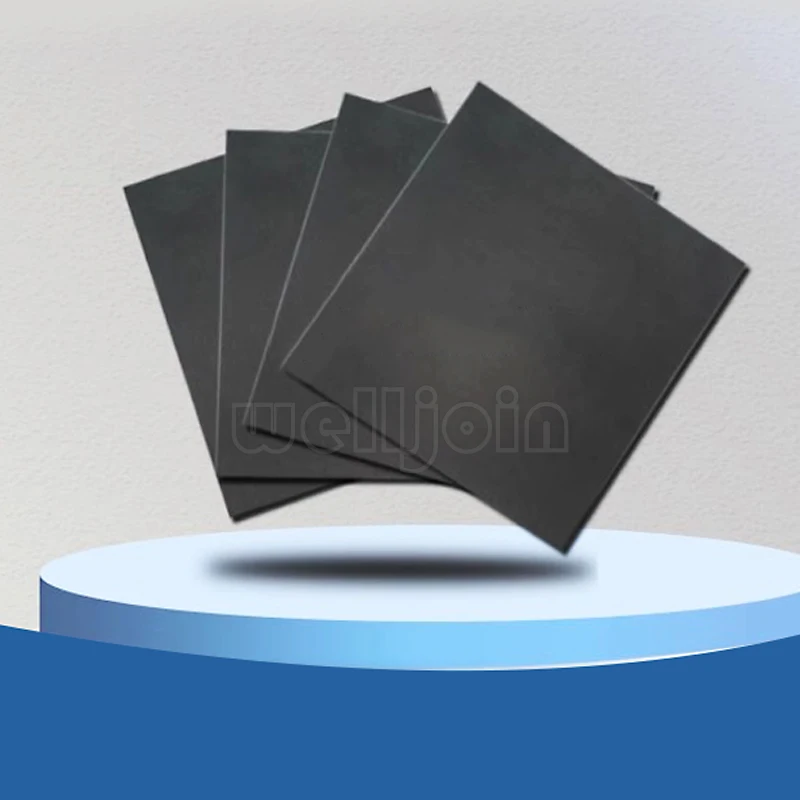 Conductive carbon paper, HCP020 graphite paper, anode material, microbial fuel cell electrode.