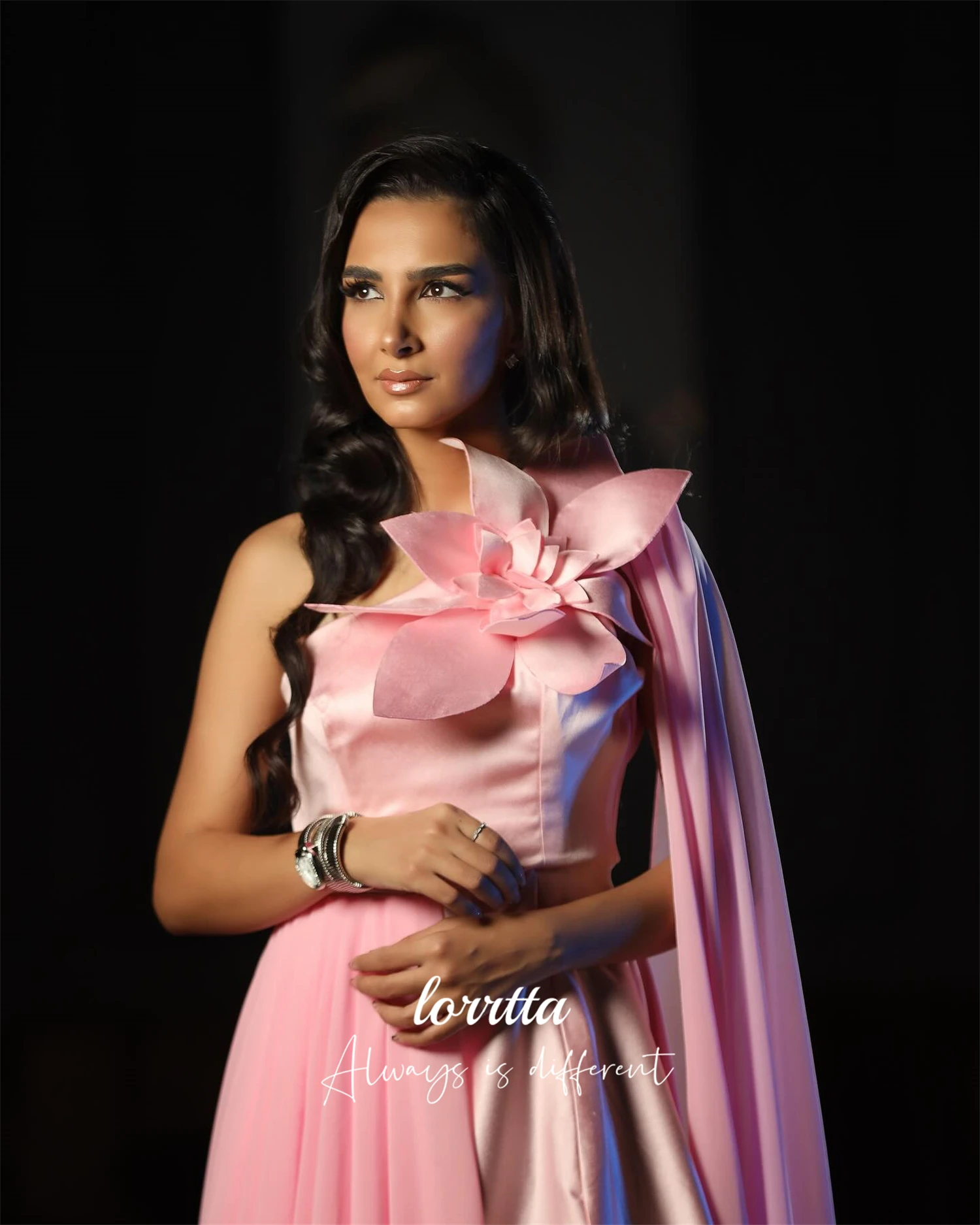 Loretta Aangepaste avondjurken voor speciale gelegenheden Galajurk Bruiloft Jurken Bloemdecoratie Elegante jurken Dames