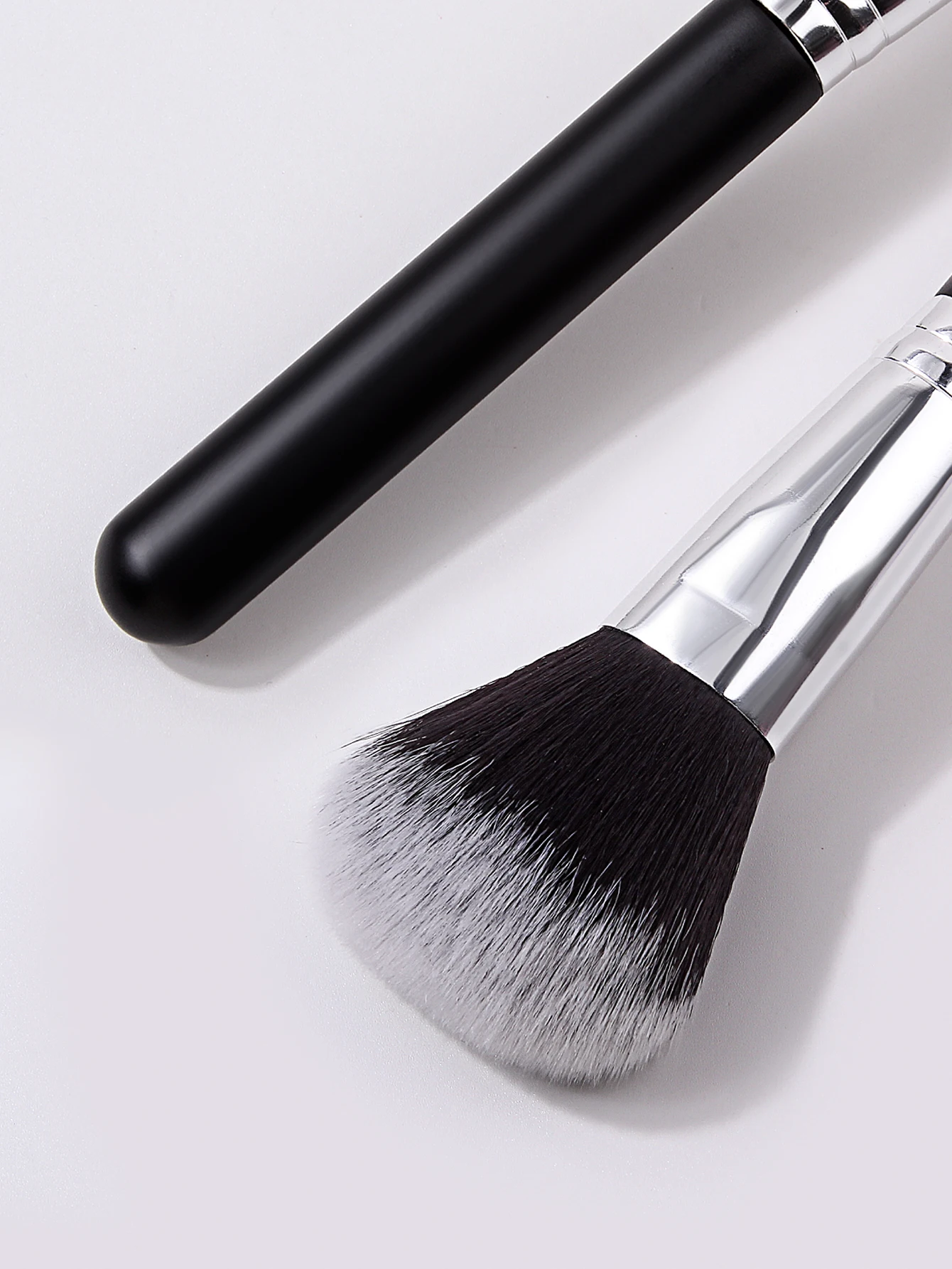 Black Loose Powder Brush High Quality Synthetic Bristle Blush Brush Contour Brush Highlight Brush Portable Beginner Makeup Brush