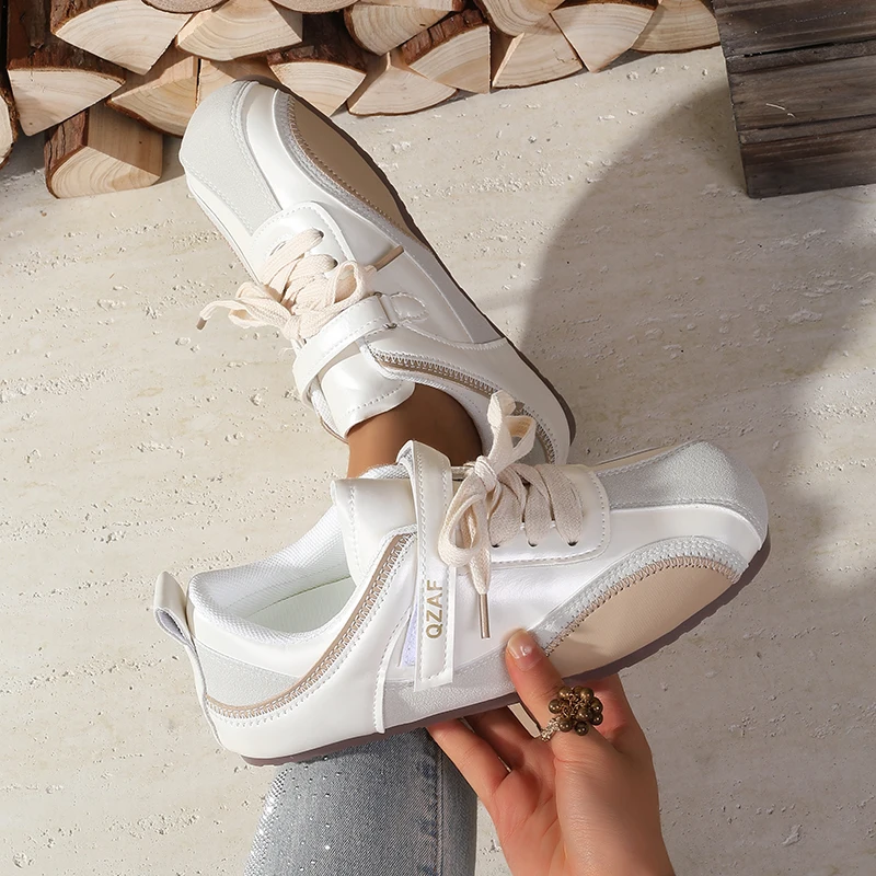 أحذية تدريب ألمانية جديدة لخريف 2025 - أحذية رياضية مسطحة متعددة الاستخدامات، مريحة، تفاصيل فيونكة، أحذية فردية غير رسمية