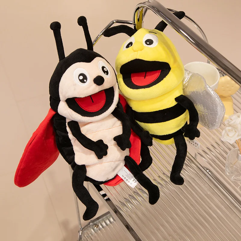 Insetti creativi serie burattini a mano peluche morbidi animali di peluche Cartoon Ant coccinella Bee giocattoli educativi per bambini regali per ragazze