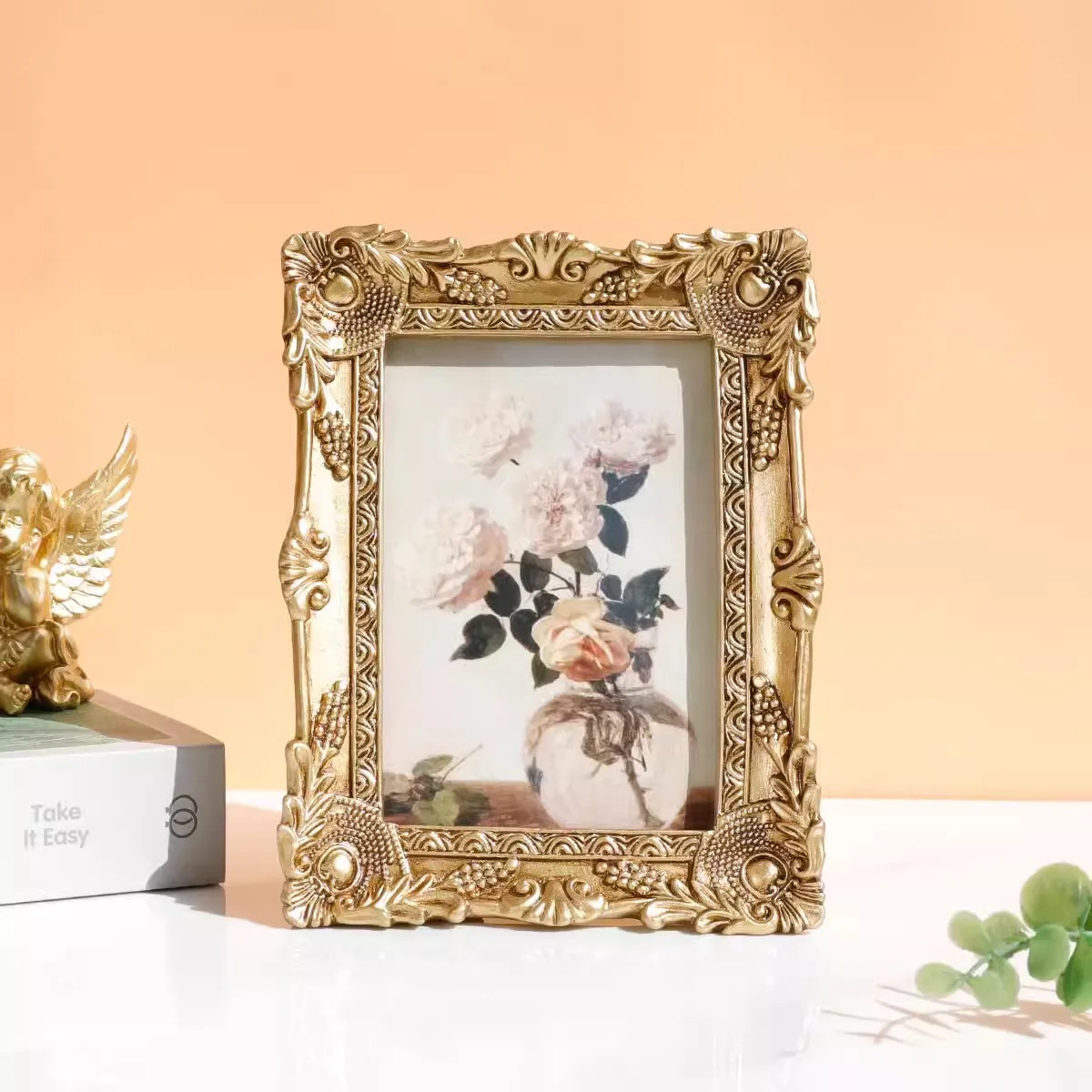 European and French classical art carved golden heavy-duty resin frame, medieval frame