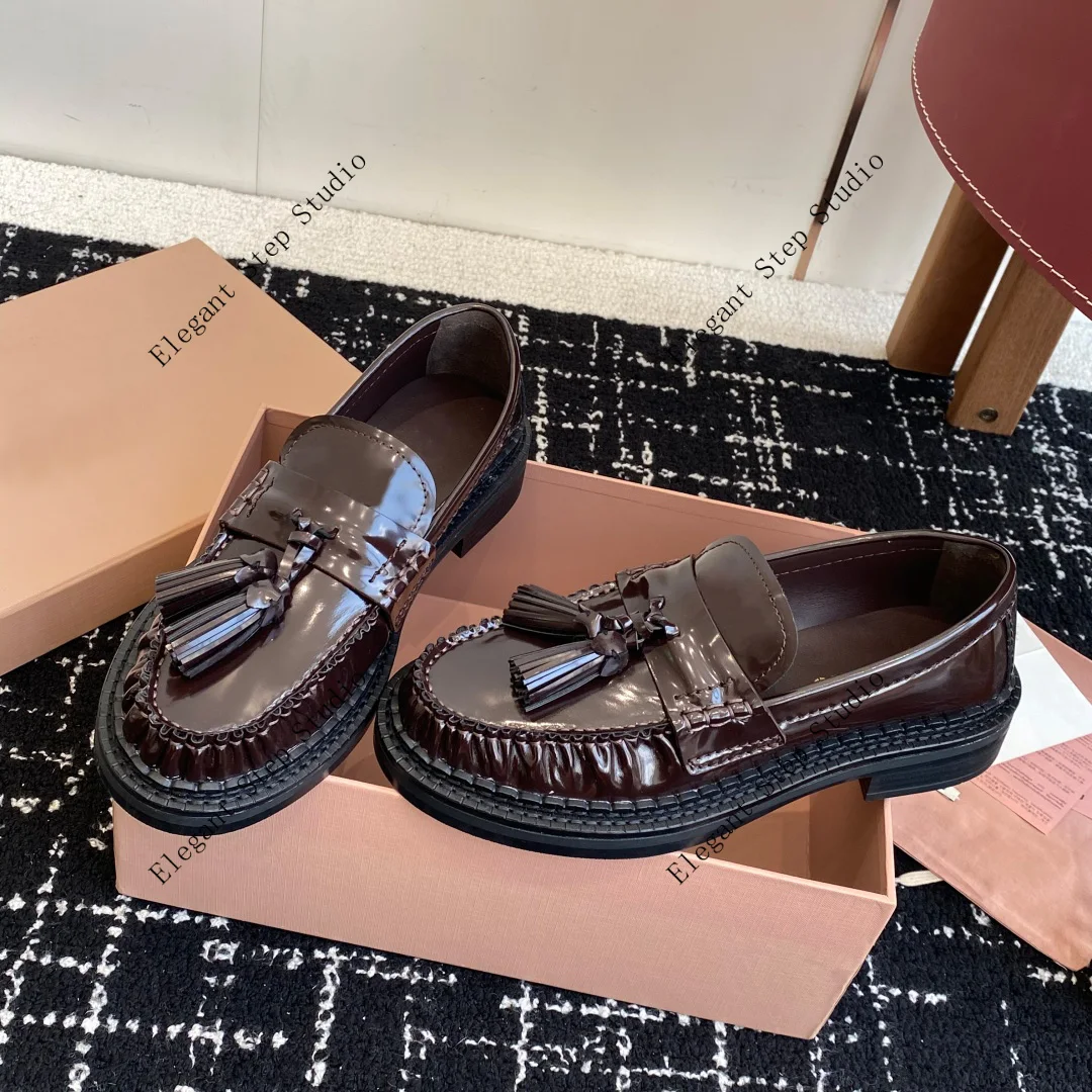 

Women's Shoes Tassel Loafers Polished Leather