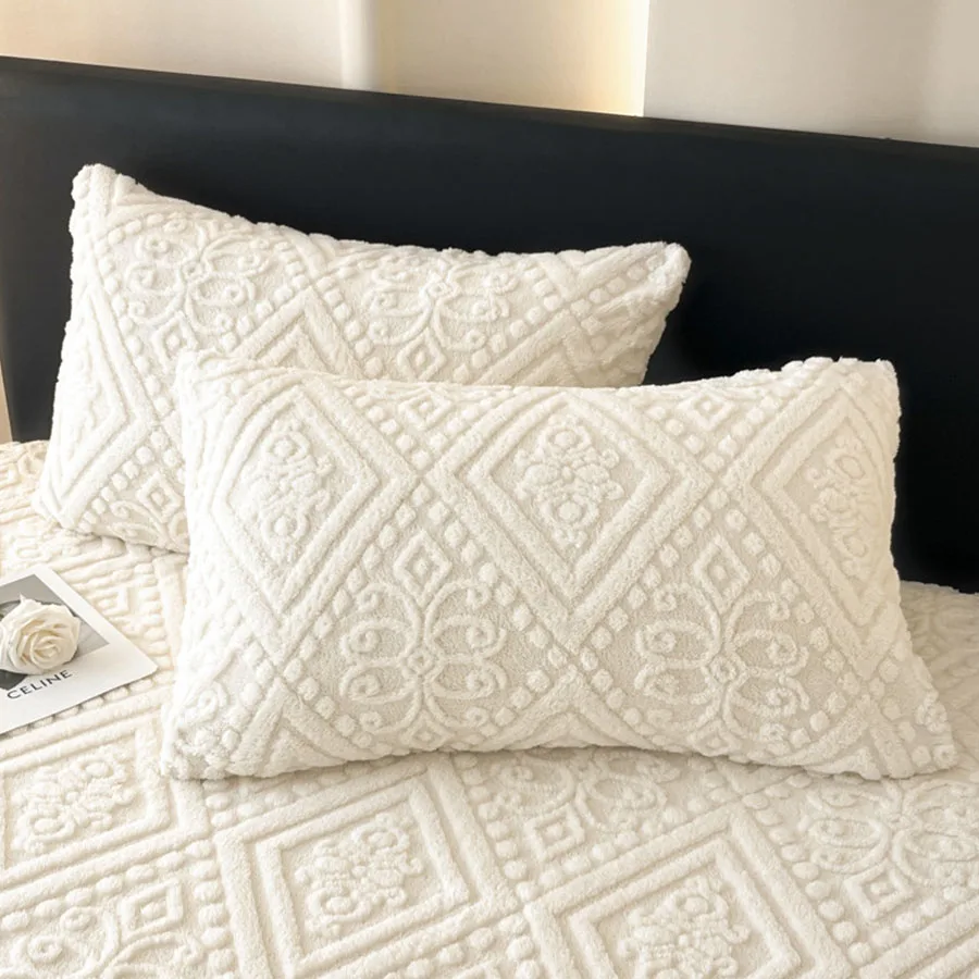 1pc Winter Warm Bed Sheet with Elastic Band Single/Queen/King Mattress Cover Thick Coral Fleece Fluffy Fitted Bed Sheets for Bed