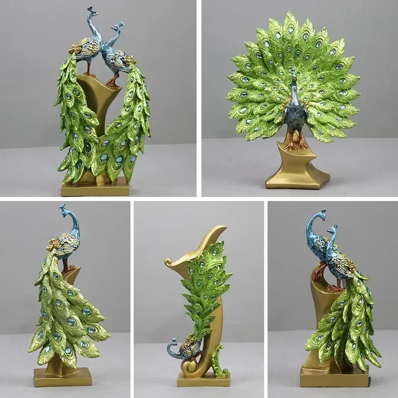 

New European Peacock Decorative Statue Sculpture Living Room Home Decoration Ornament Desk Decoration Handicraft Gift Good Decor