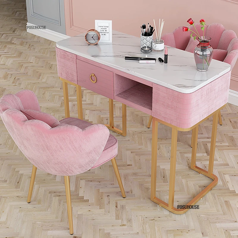 طاولات أظافر رخامية أوروبية أثاث صالون حديث اقتصادي مزدوج طاولة مانيكير مجموعة كراسي صالون تجميل طاولة احترافية