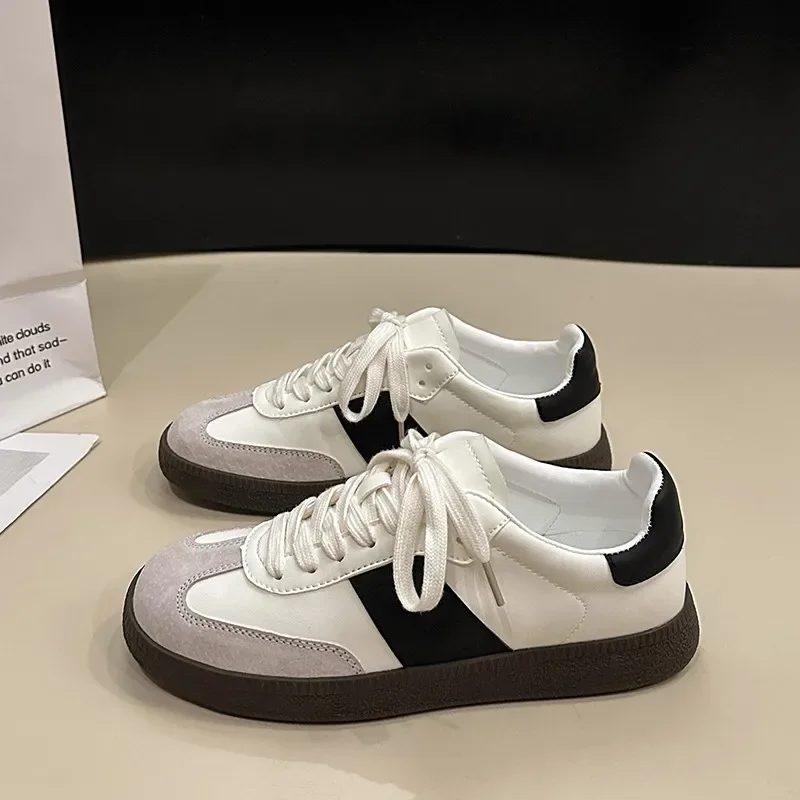 Autumn Woman Footwear Lace Up Tennis Sports Sneakers Silver Walking Shoes for Women Athletic Designer Outdoor Jogging Trainers