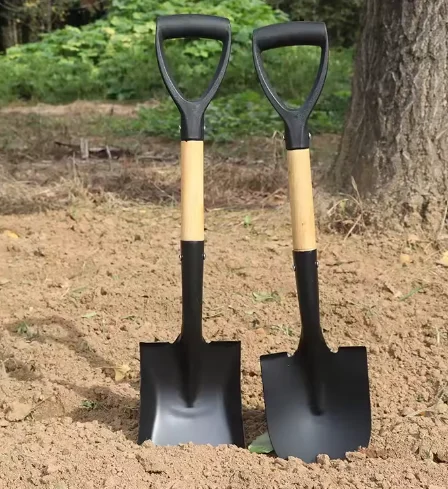D-Shaped Snow Shovel Grip Thickened Plastic D-Shaped Shovel Handle for Shovel Grip Digging Rake Tool Replacement Accessories