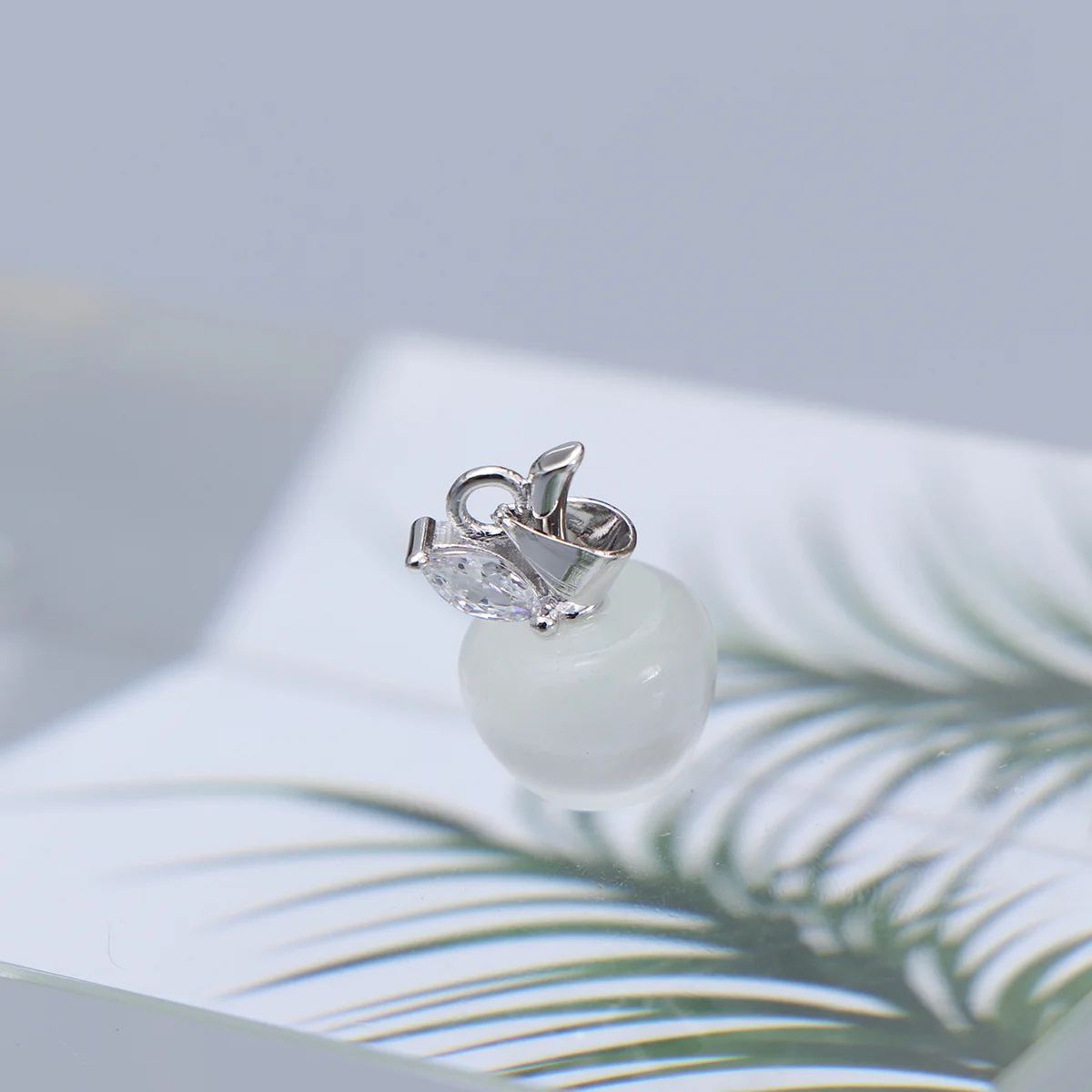 

Cat Eye Stone Pendant Crystal Necklace for Women Stylish Party Banquet Engagement Gift Fashion Anti Allergy Jewelry