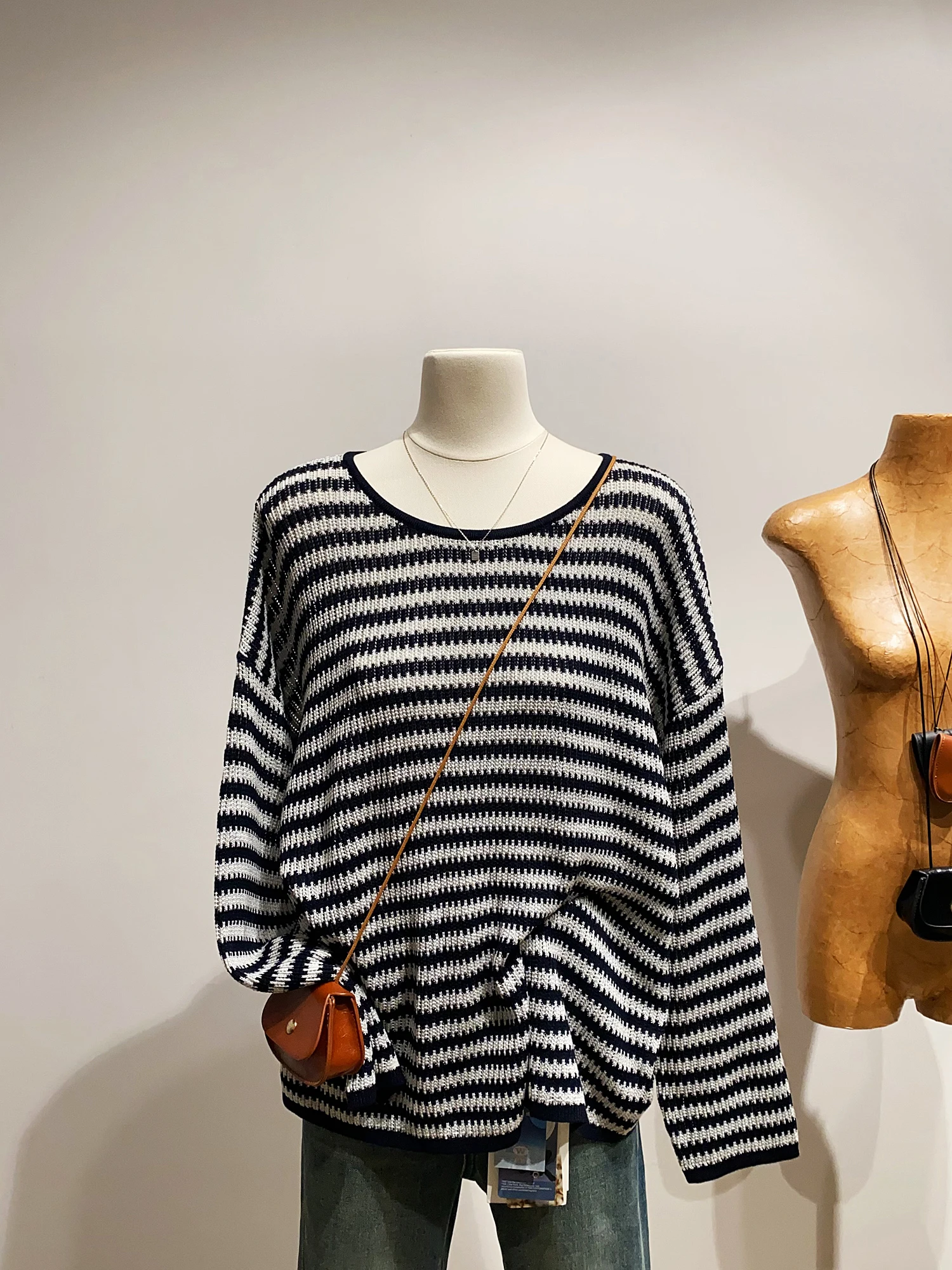 

Корейский свободный длинный вязаный свитер в полоску, женский тонкий дышащий повседневный утягивающий топ на осень