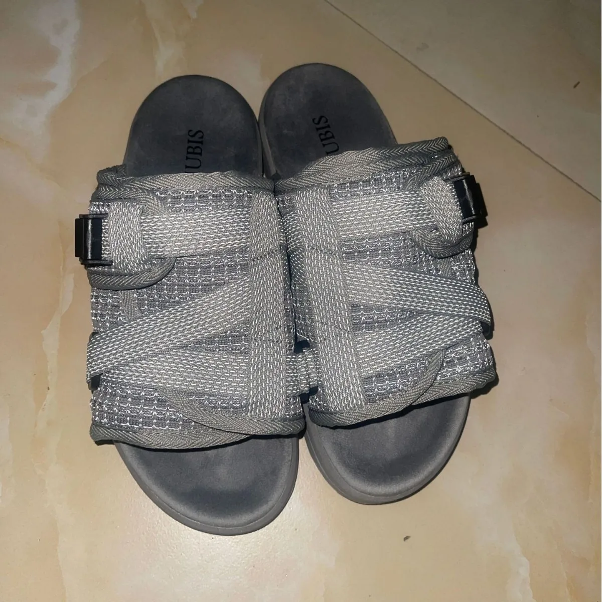 شباشب قماشية رجالية مبطنة ناعمة عالية الارتداد، صنادل زوجين عاكسة باللون الرمادي، شباشب كاجوال للصيف والشاطئ #3