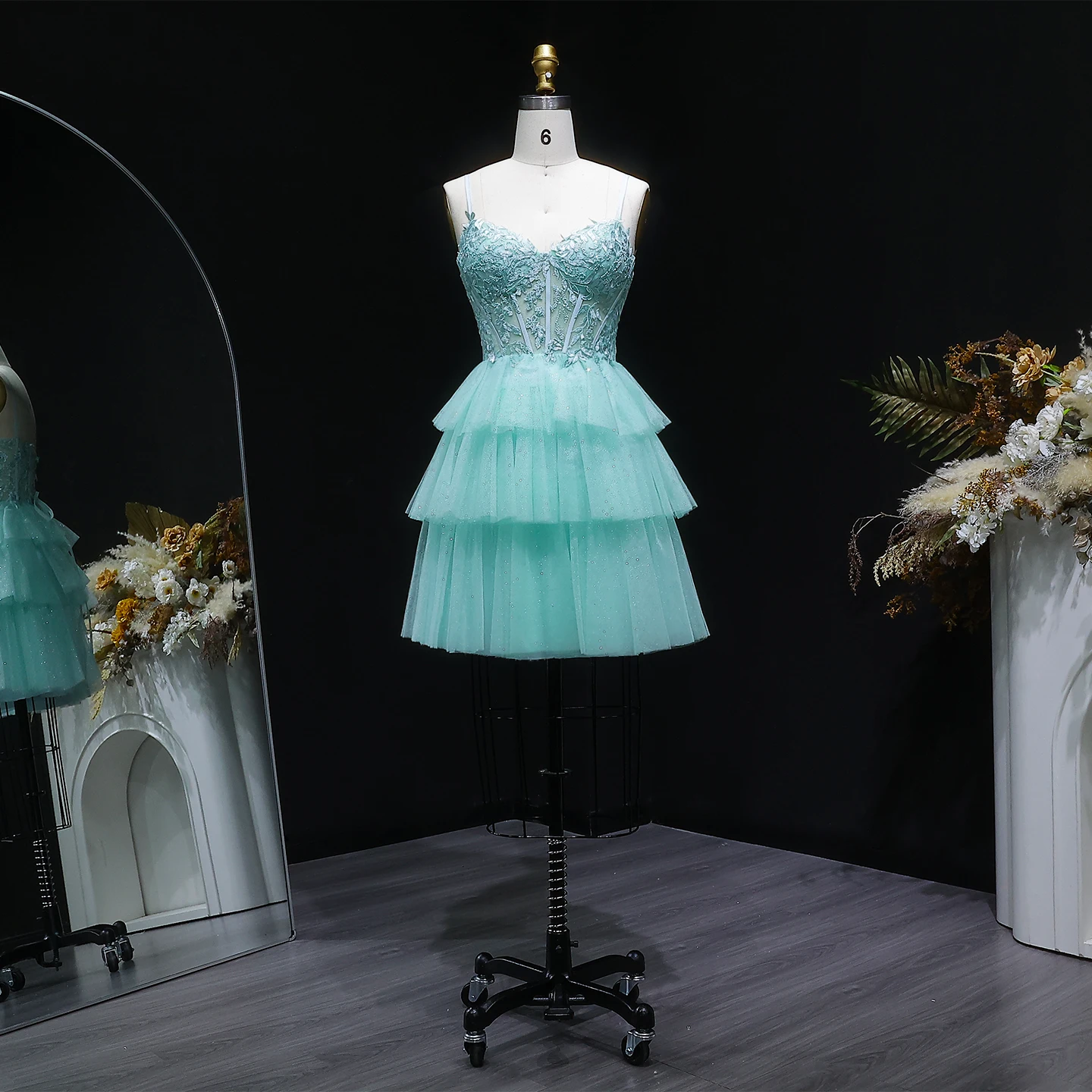 Sharon Said Mintgrünes Homecoming-Kleid mit Spaghettiträgern, Perlenbesetztes, gestuftes Tüllkleid, Dubai Cocktail-Abschlussball-Partykleid RM141 Maßanfertigung – Detail 4