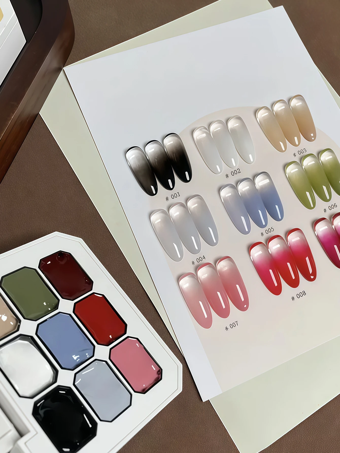 Set manicure, inclusa 9 colori di colla solida, smalto, spugna per unghie + mini clip per artigli, colla per unghie nuovo stile, qualità salone