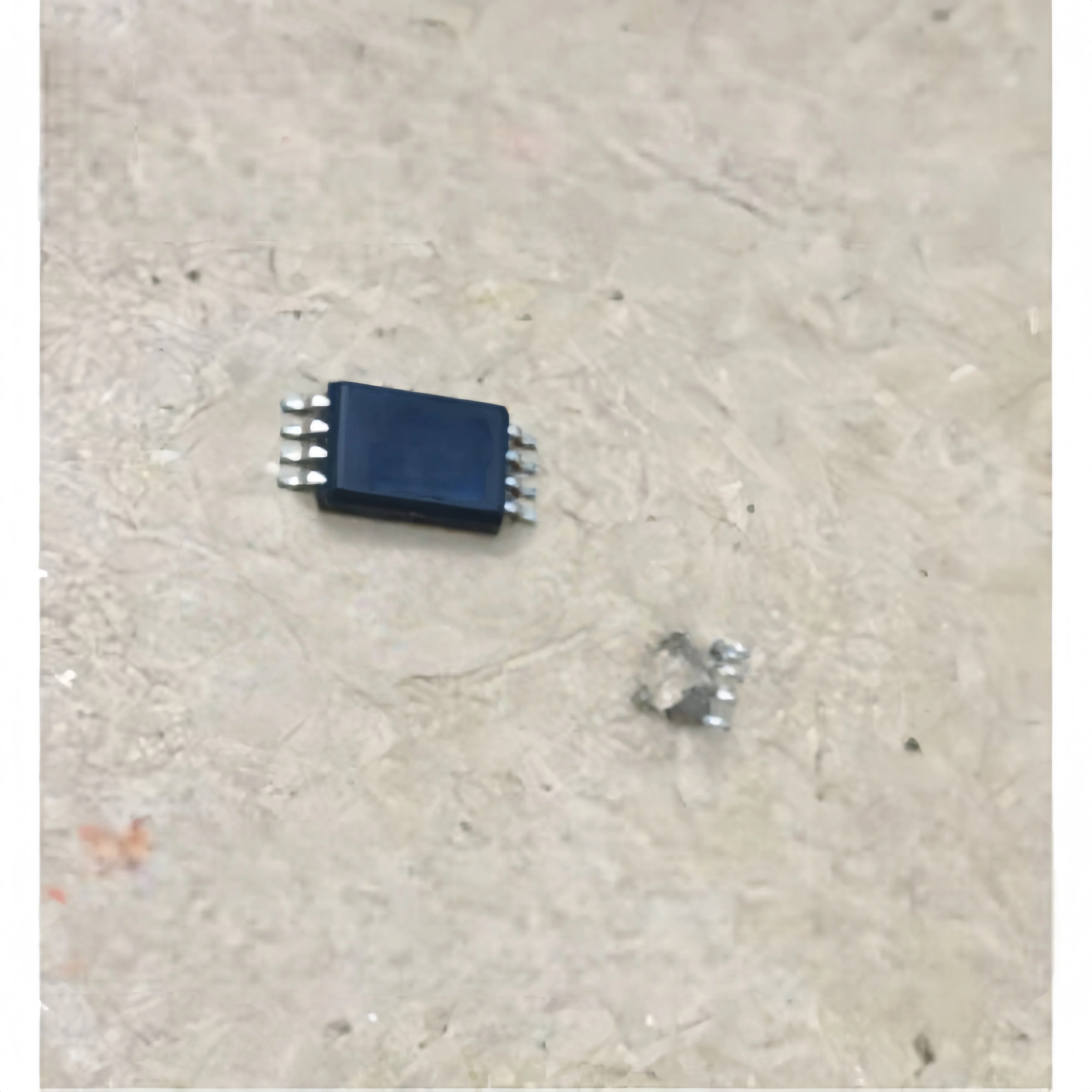 5pieces L2904 LM2904 LM2904PWR PT 2904 VSSOP-8  Ex-stock Immediate Delivery