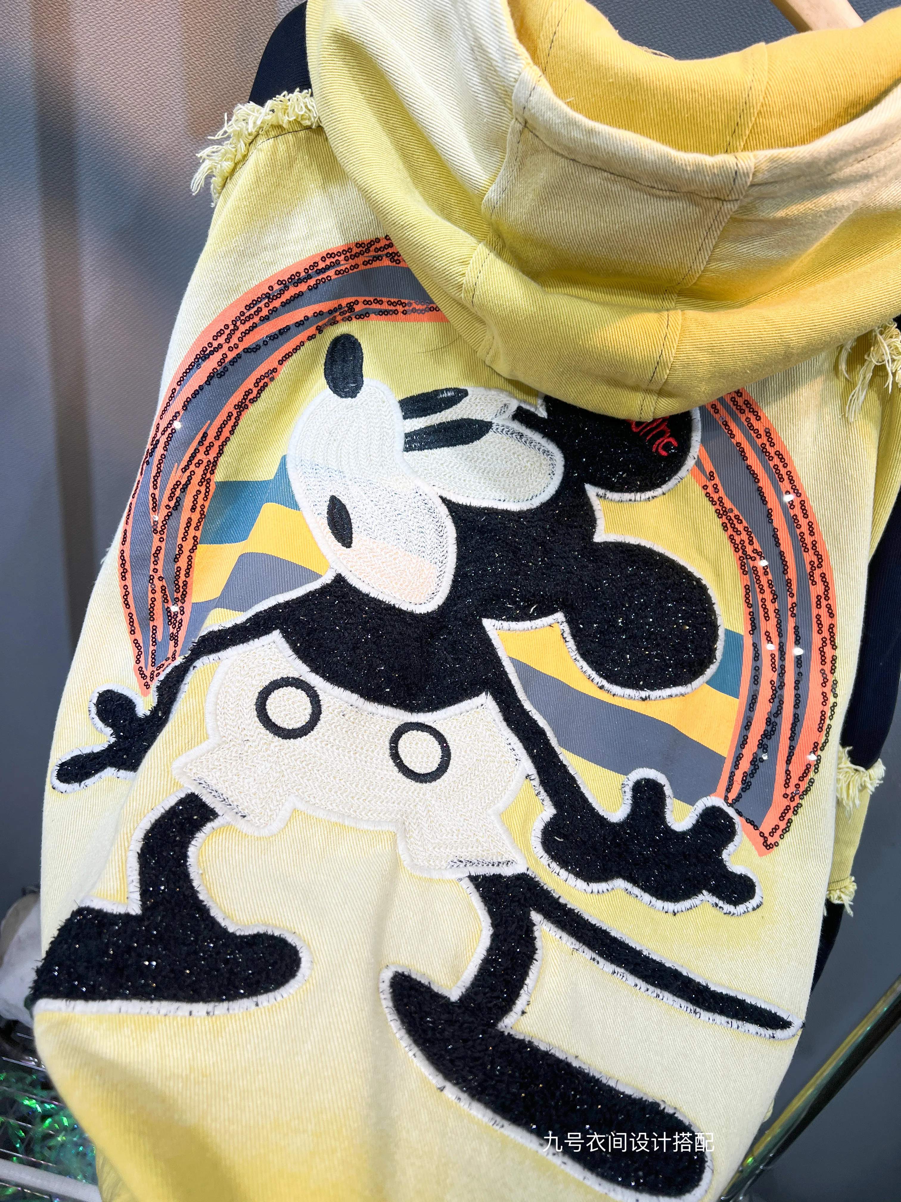 2025 Autumn New Heavy Industry Cartoon Embroidery Hooded Cardigan Long Sleeve Sweatshirt Jacket for Women Loose Fashion Top