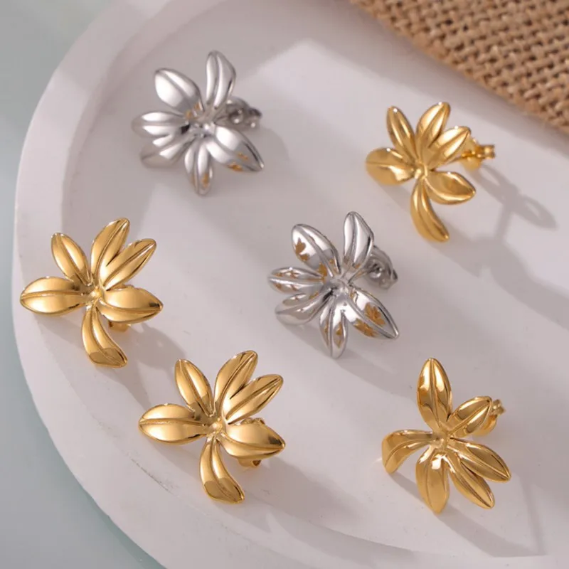 Liora Classic Flower Stud Earrings For Women 316L Stainless Steel Petals Women's Statement Earring Waterproof Fashion Jewelry