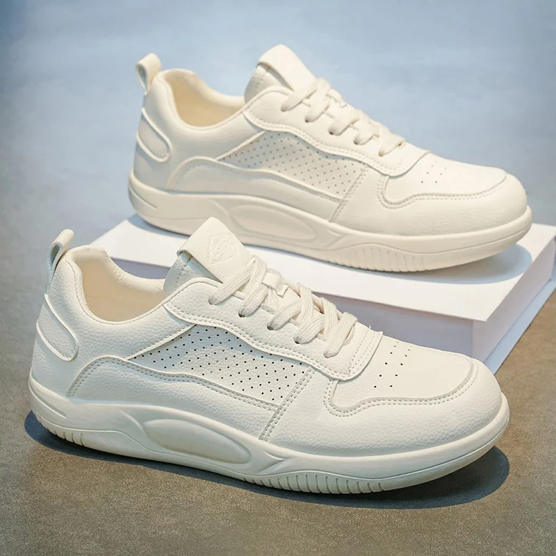 

Men's white casual shoes four seasons new breathable lightweight outdoor walking shoes fashion students comfort sport board shoe