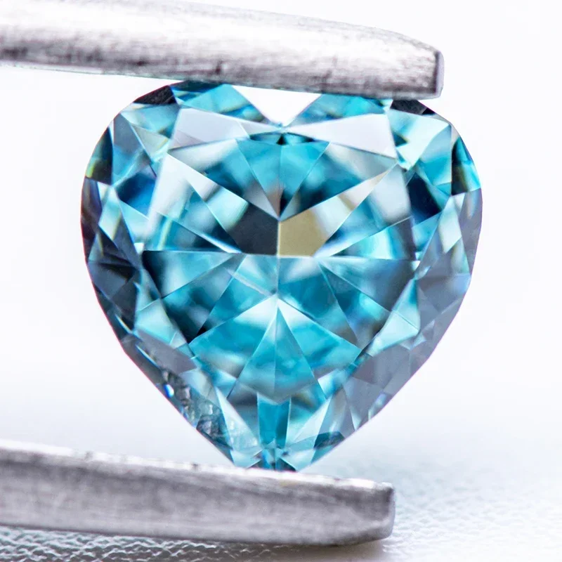 

Cubic Zirconia Heart Shape Aquamarine Color 4k Crushed Ice Cut 5A Grade Charm Stones for DIY Jewelry Making Necklace Materials