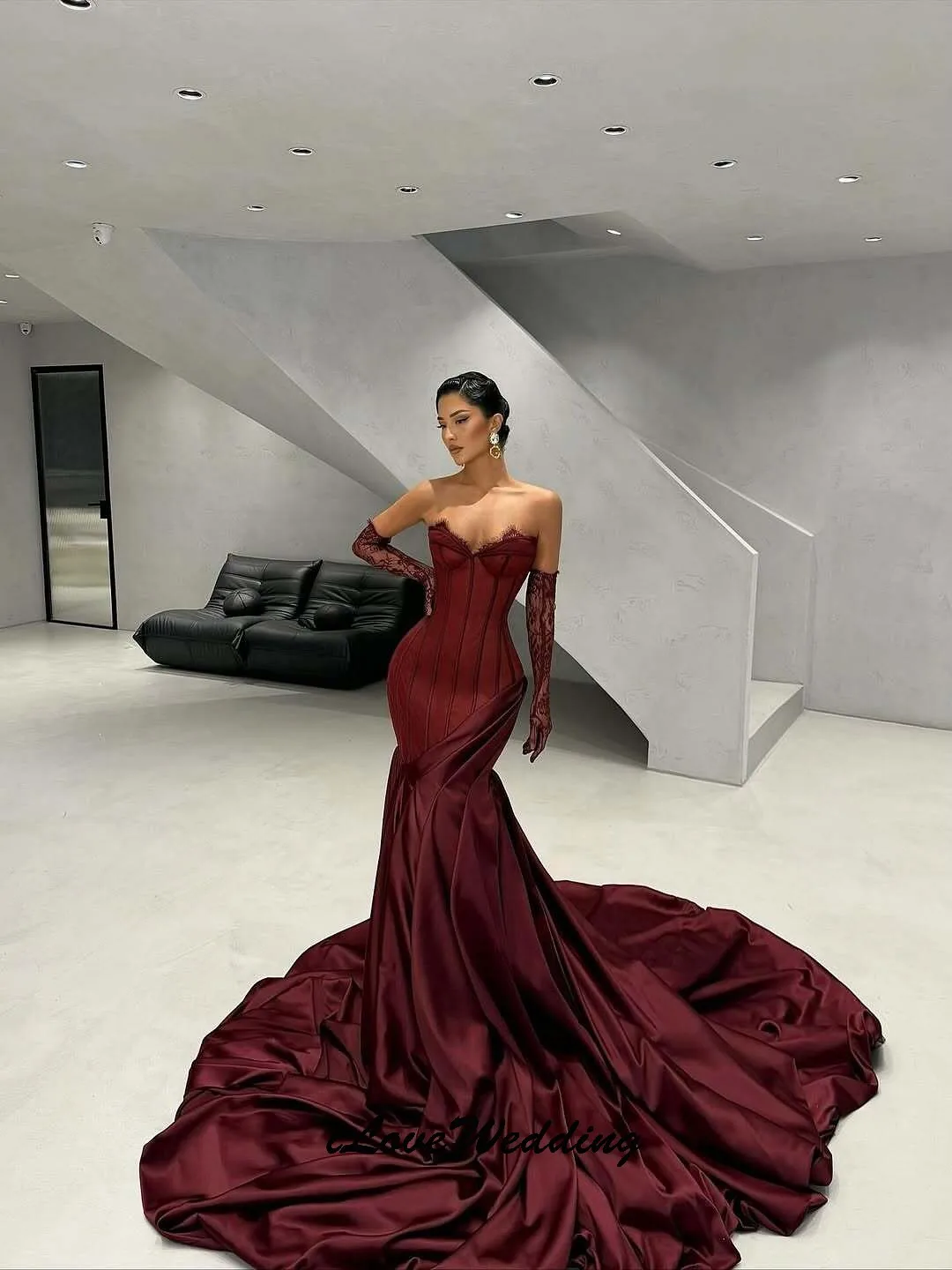 Elegant Strapless Red Prom Dresses 2025 V-Neck Lace Sexy Evening Dresses Court Train Mermaid Formal Gowns For Gala Customized