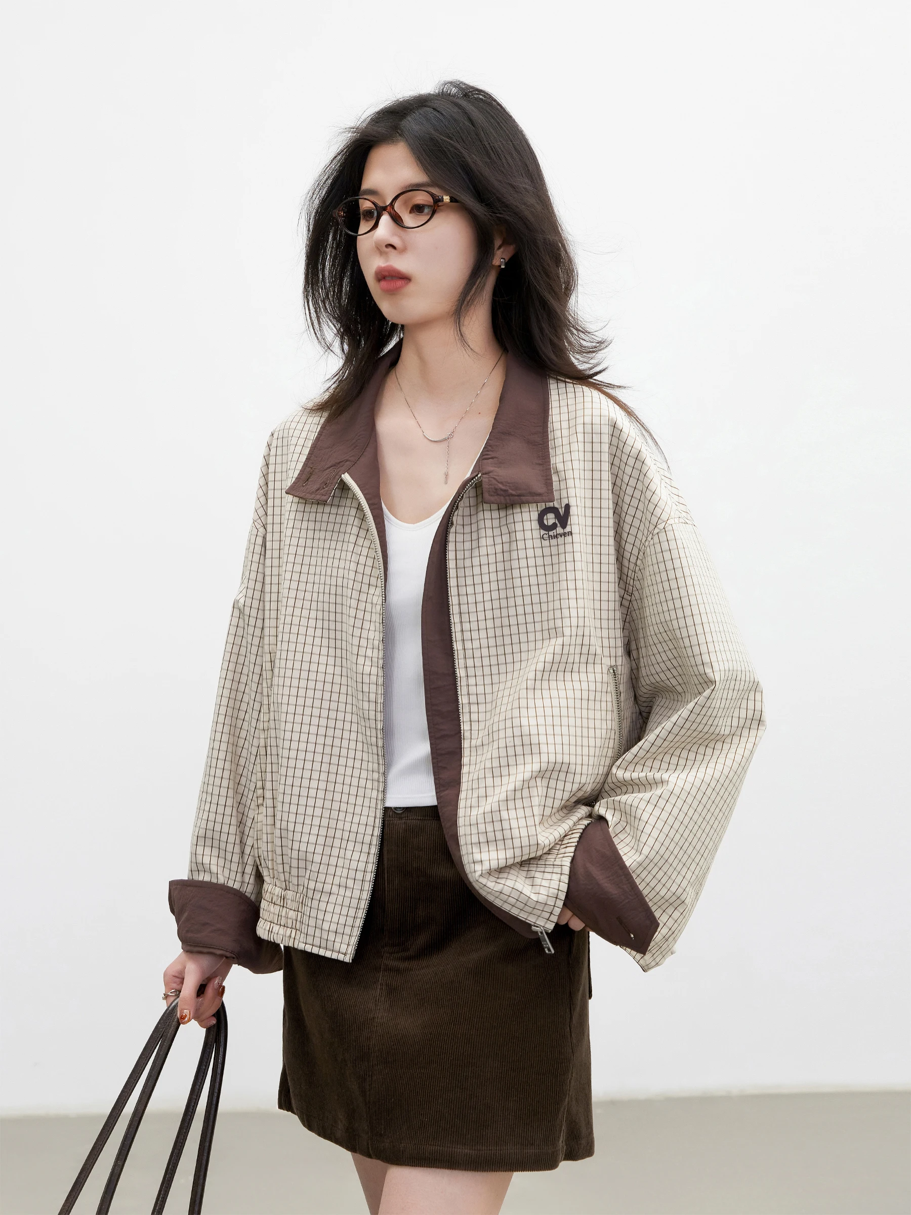 

Новая весенняя женская куртка CHICVEN2026 в клетку с воротником-стойкой, ветрозащитная, в стиле колор-блок, пальто-харрингтон, повседневная свободная куртка из полиэстера