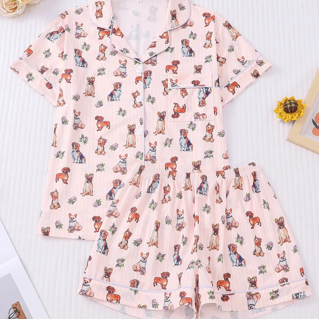 

Cute pet dog full body printed home clothes for teenagers, light bottom short sleeved shorts, pajamas, casual set
