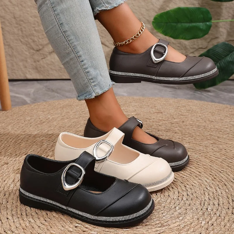 Women Flats New 2026 Soft Surface Single Shoes Vintage Round Toe Outdoor Loafers Fashionable Casual Comfortable Female Sneakers
