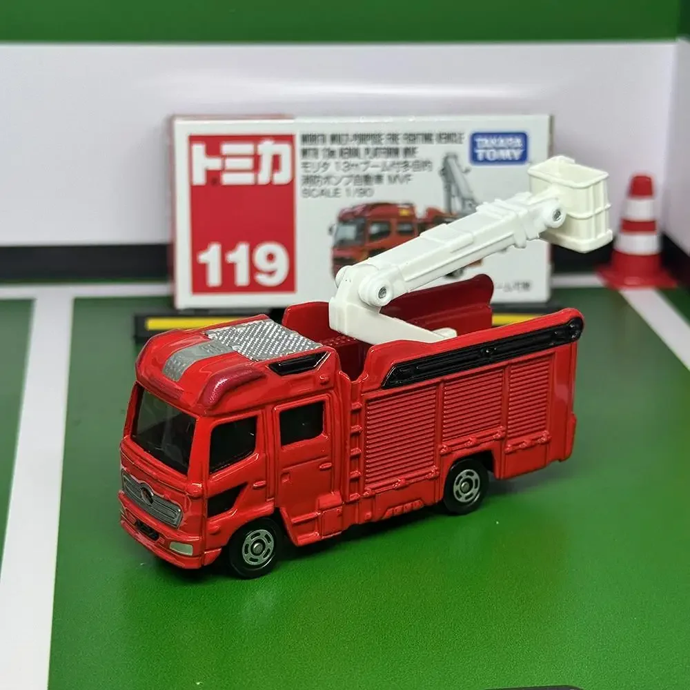 Takara Tomy Tomica No.119 Morita Multi Purpose Fire Fighting Vehicle White Aerial Platform Truck Model Kit 1:90 Diecast Car Toy