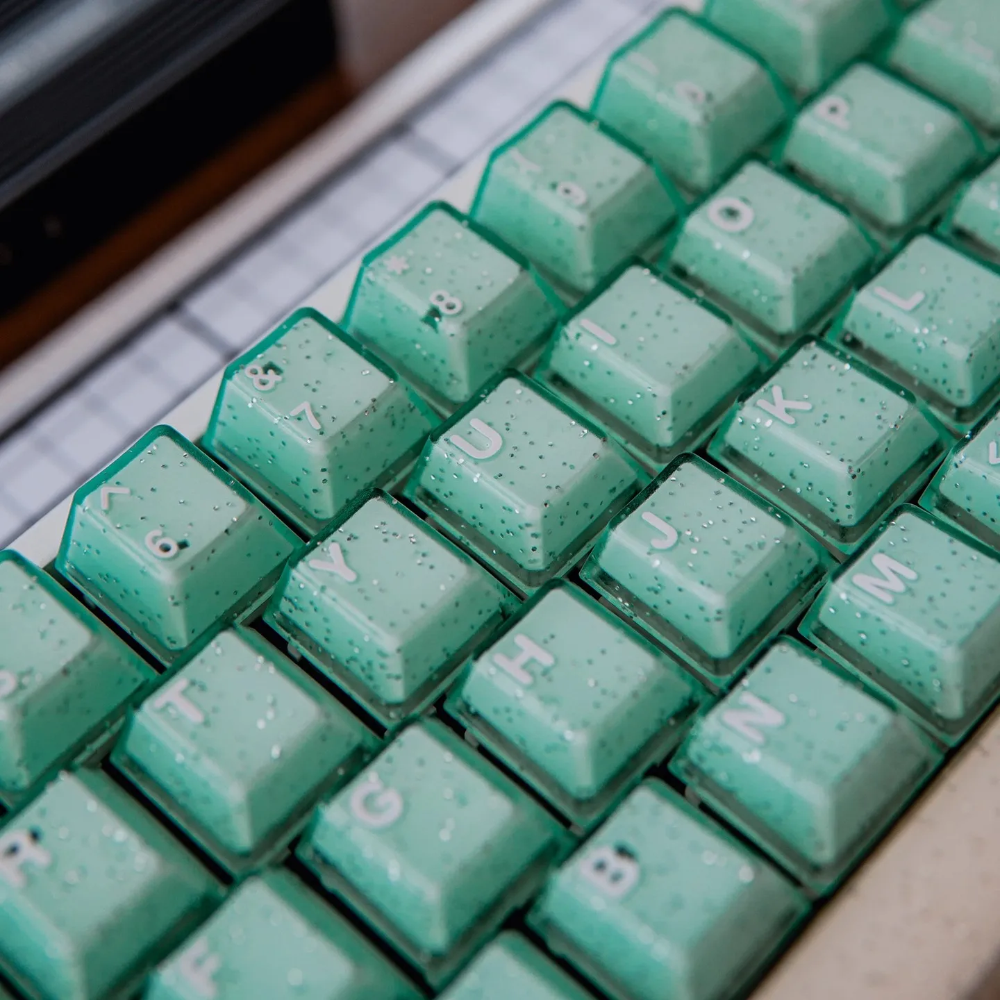Glitter Powder Theme Keycaps Crystal Green Jade/White Jade PBT+PC Cherry Profile Custom Game KeyCap for Mechanical Keyboard Gift