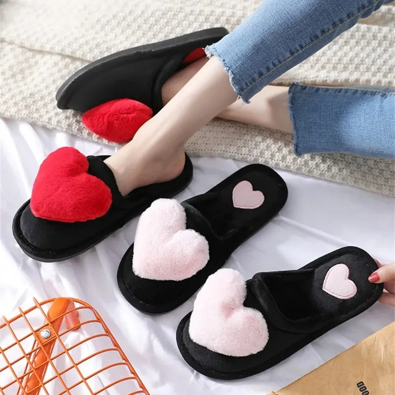 Pantofole da casa calde per interni da donna camera da letto modello a cuore carino antiscivolo morbido Comfort pantofole da casa in peluche scarpe