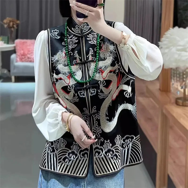 

Chinese Women Stand Collar Buckle Acetate Satin Vest Winter Heavy Industry Golden Dragon Embroidery National Style Vest XQ150