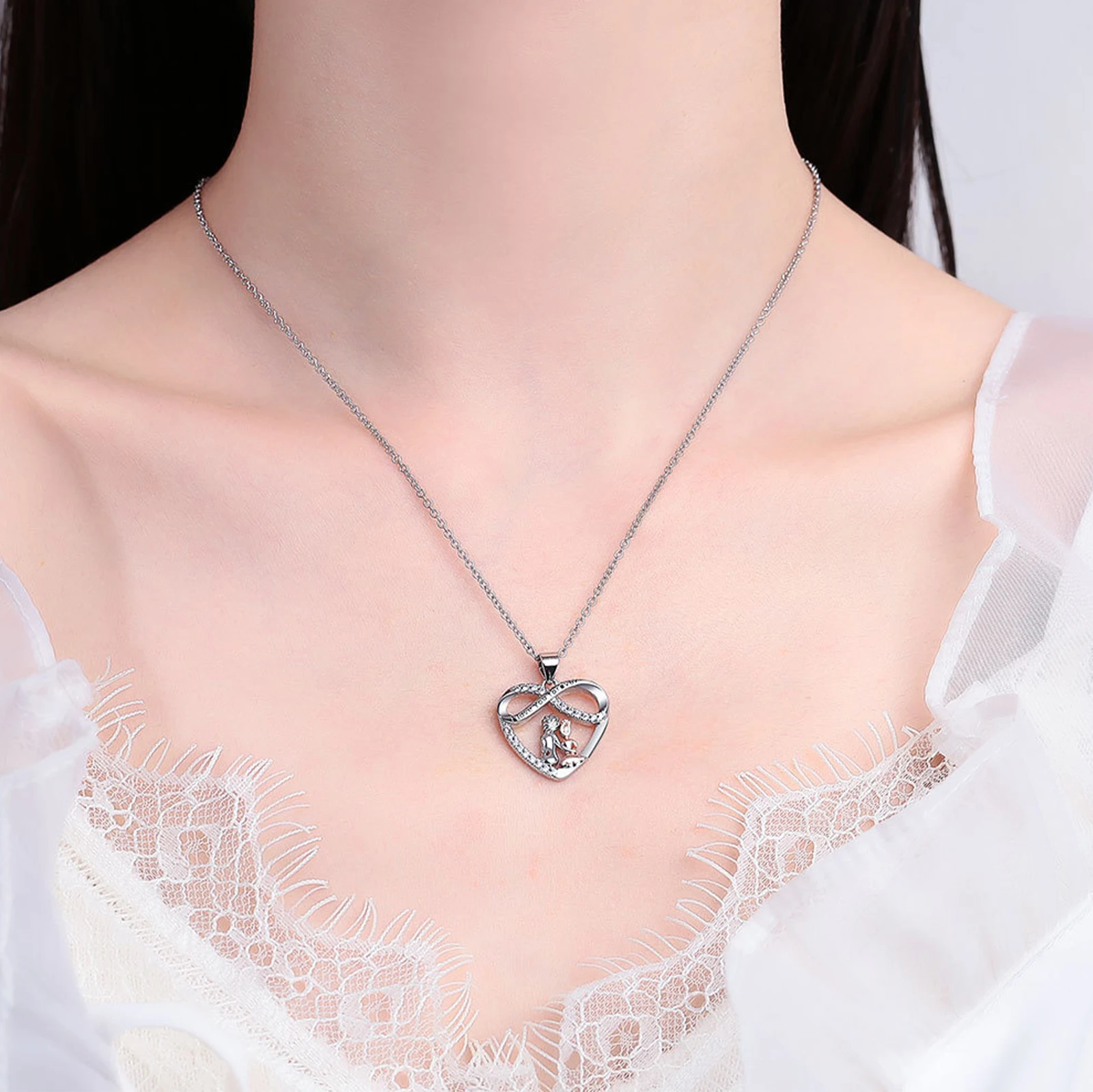 Elegant and Caring Grandmother and Granddaughter Necklace, Casual Wear for Daily Wear, Mother's Day and Anniversary Gifts