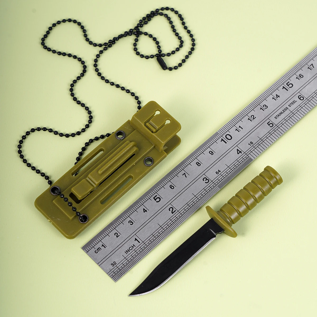 سكين Edc للتخييم في الهواء الطلق، مصنوع من شفرات الفولاذ المقاوم للصدأ عالية الجودة، سهل الحمل، يمكن استخدامه كزخرفة معلقة، يأتي مع غمد. إنها أداة نجاة ضرورية للمشي لمسافات طويلة والمغامرة والإنقاذ والتخييم، وهي مناسبة كهدية لعيد الأب وأعياد الميلاد وعيد الميلاد. #4