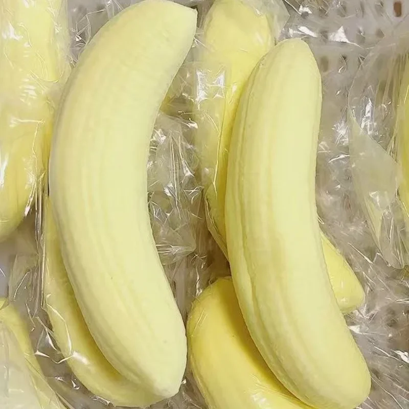 ของเล่นบีบกล้วย 1 ชิ้น บีบแล้วคืนรูปช้า สีเหลือง บีบคลายเครียด ของขวัญผ่อนคลายมือ เนื้อนุ่มมาก