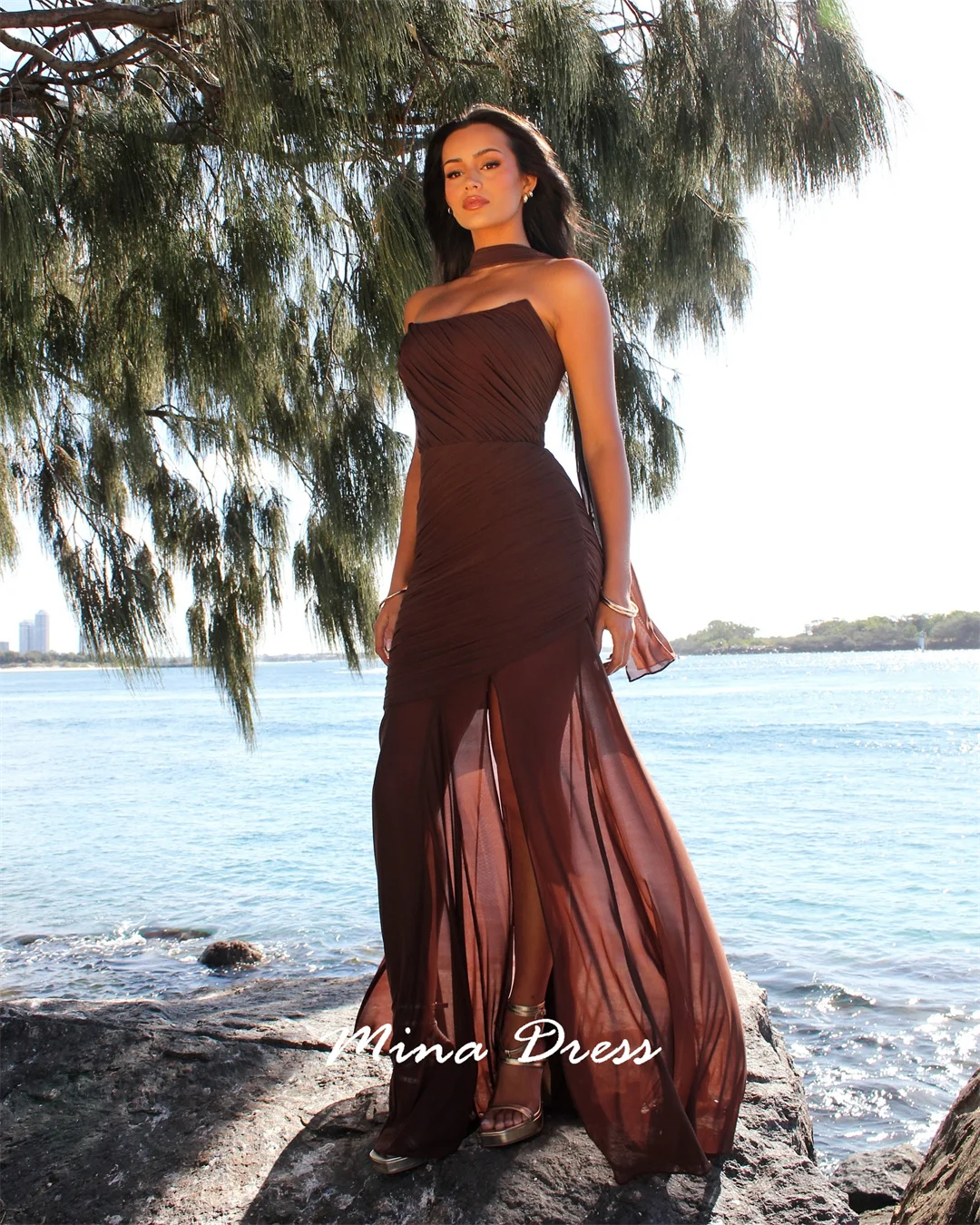 미나 맞춤형 보트 칼라 여성용 우아한 드레스 특별한 날을 위한 레이스업 백리스 슬리브리스 럭셔리 여성 이브닝 드레스